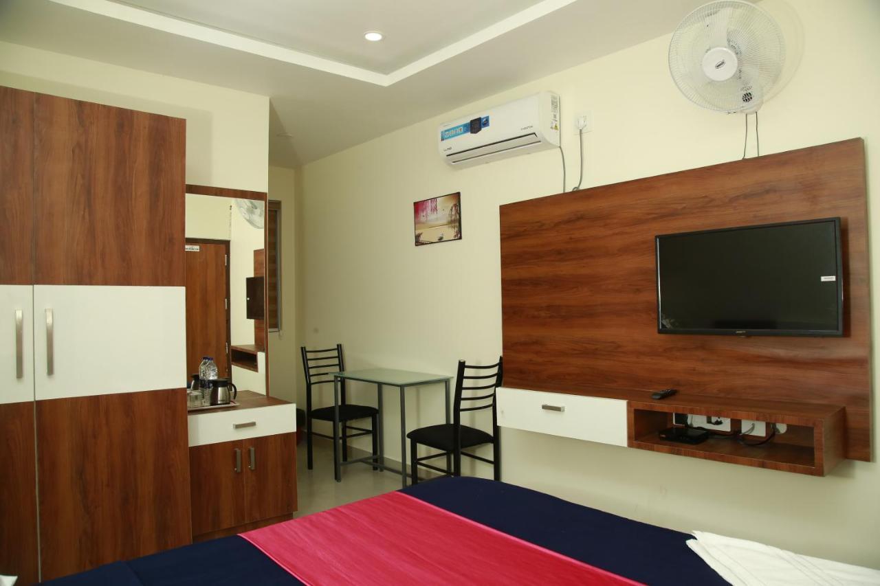 Dreams Residency Manjeri Exterior foto