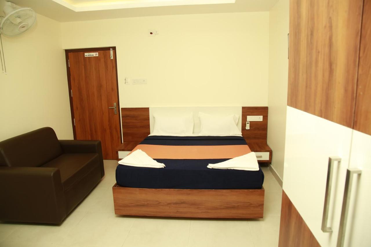 Dreams Residency Manjeri Exterior foto